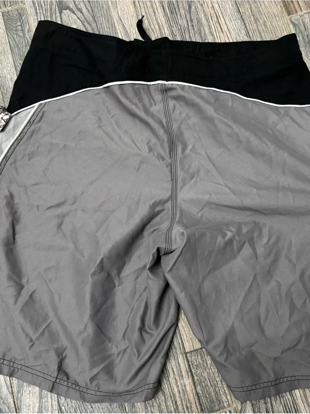 Hurley Men’s Black Swim Boardshorts with Gray Trim - XXL / 40